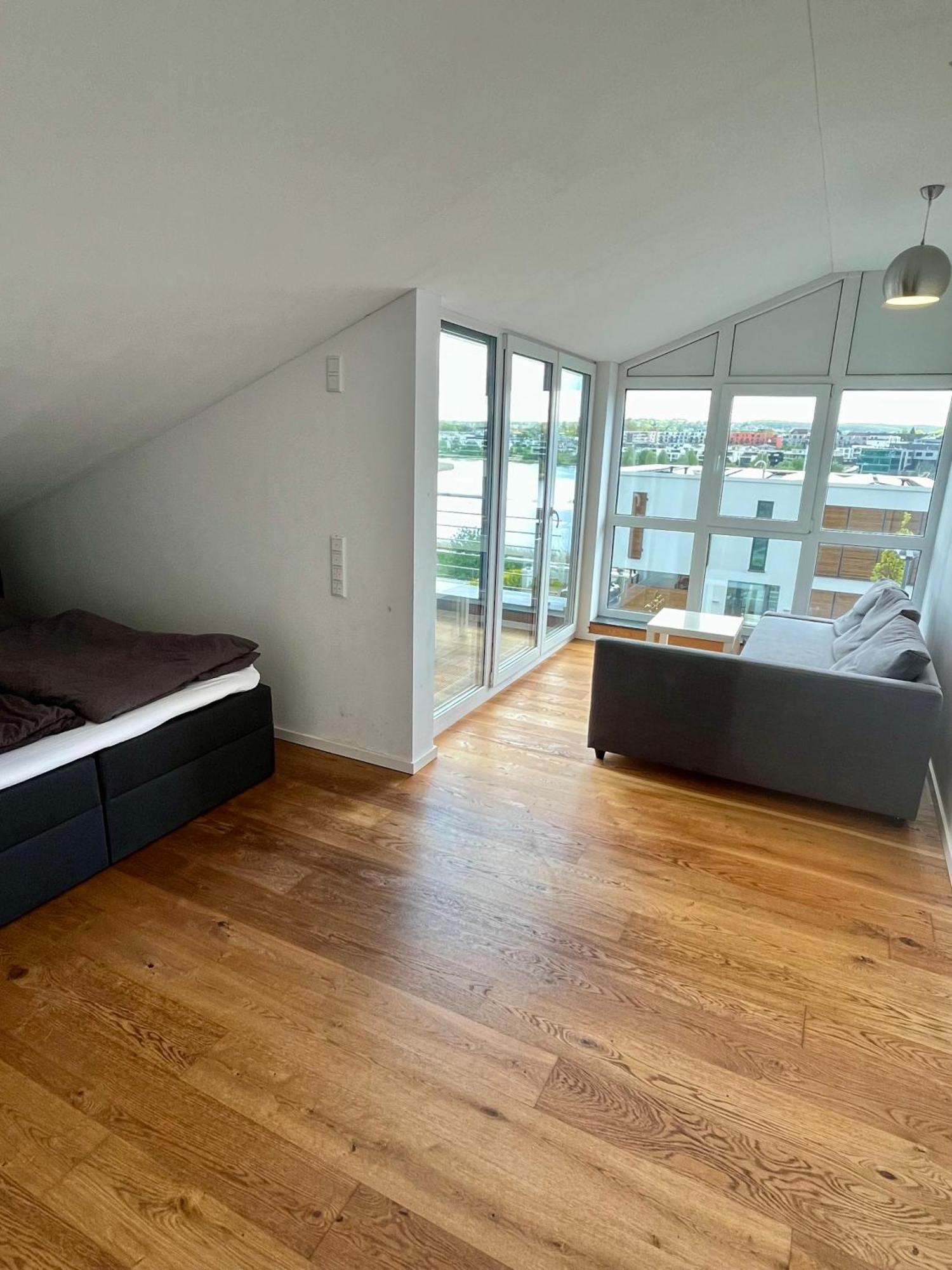Haus Mit Panoramablick Auf Den Phoenixsee Dortmund Exteriör bild